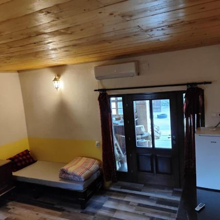 Hostel Horgos Centar ภายนอก รูปภาพ