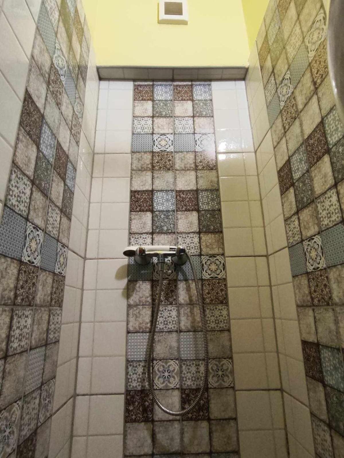 Hostel Horgos Centar ภายนอก รูปภาพ