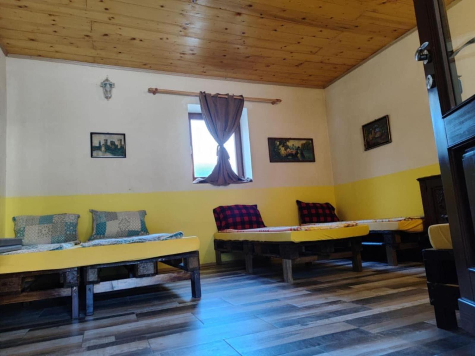 Hostel Horgos Centar ภายนอก รูปภาพ