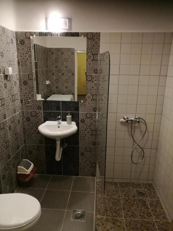Hostel Horgos Centar ภายนอก รูปภาพ