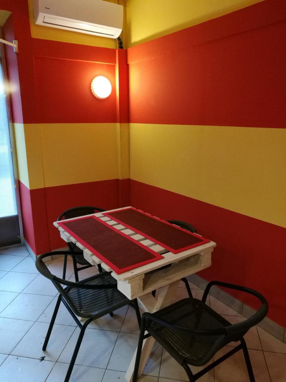 Hostel Horgos Centar ภายนอก รูปภาพ